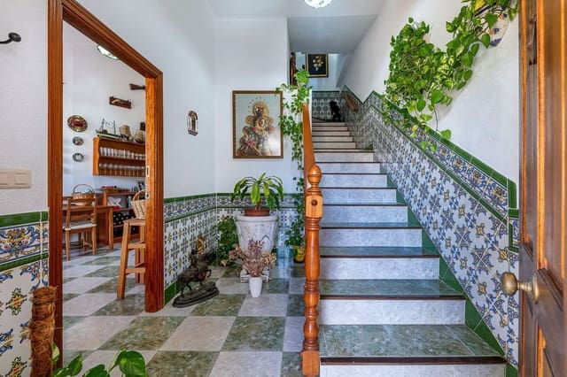 3 soverom Villa til salgs i La Capellanía - El Higuerón, Benalmádena med svømmebasseng garasje - € 890 000 (Ref: 10119252)