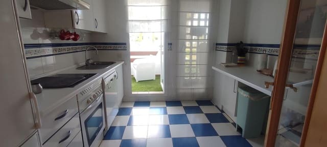 Apartamento de 3 habitaciones en Selwo, Estepona en venta con piscina garaje - 439.000 € (Ref: 10119446)
