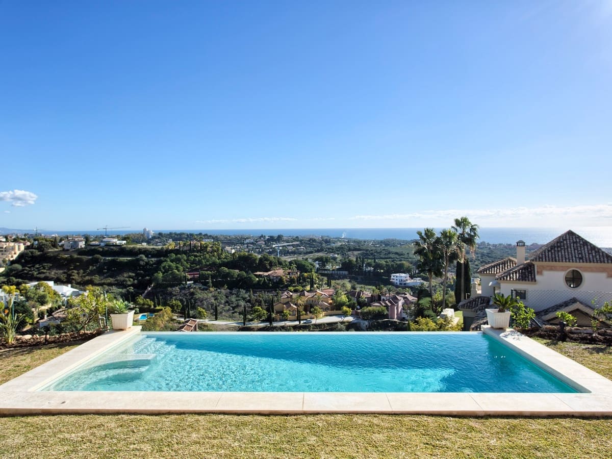 8 sovrum Villa till salu i Benahavis med pool garage - 3 995 000 € (Ref: 10119471)
