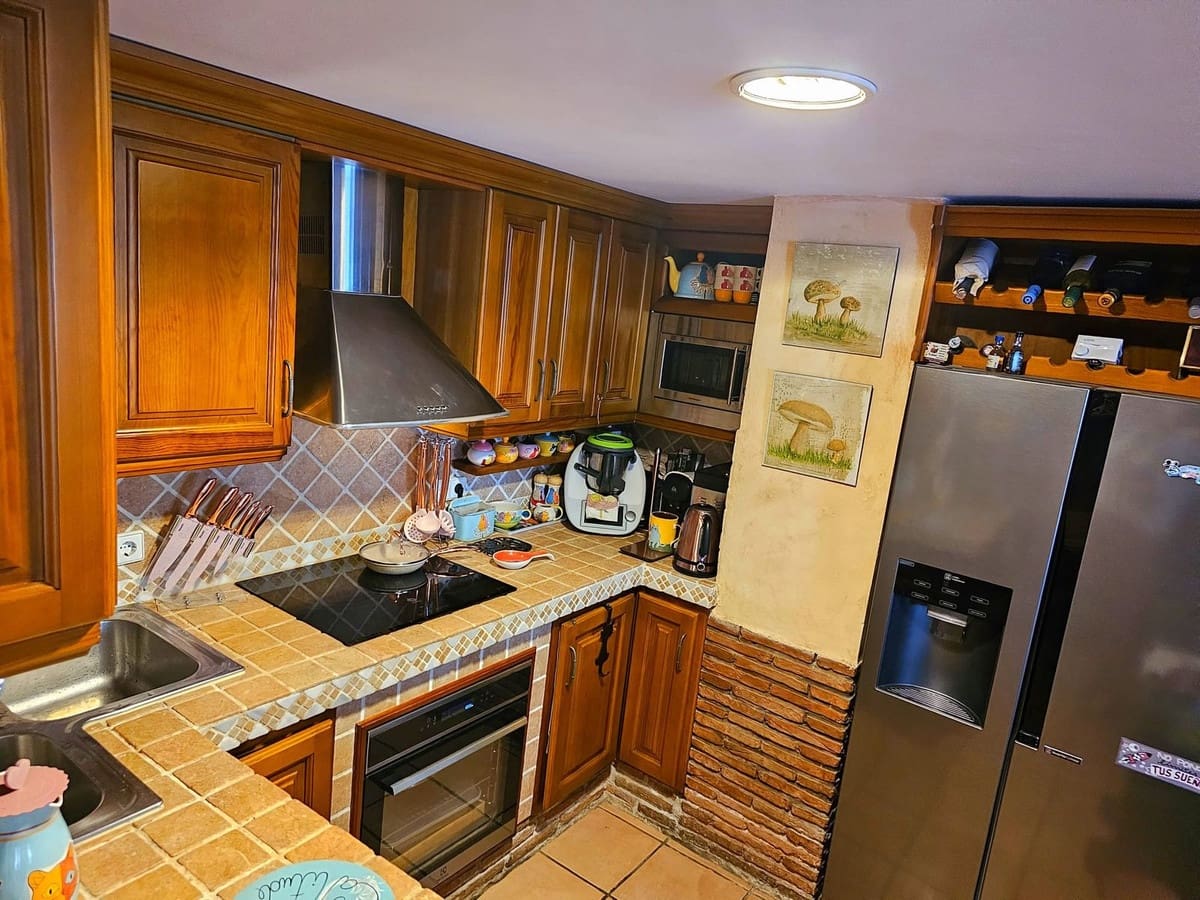 2 soverom Strandleiligheter til salgs i Estepona med svømmebasseng - € 482 000 (Ref: 10119487)