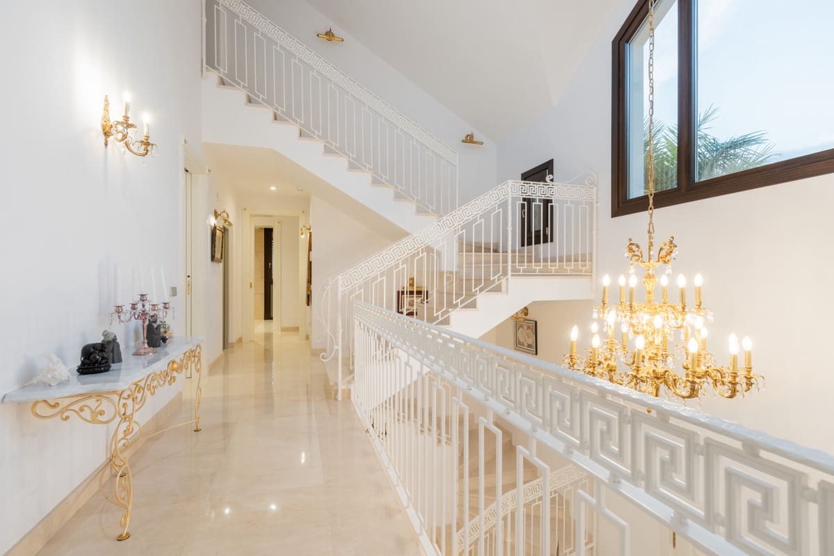 7 sovrum Villa till salu i Atalaya-Isdabe med pool - 4 750 000 € (Ref: 10119568)