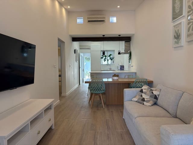 Casa de 3 habitaciones en Playa Flamenca, Orihuela en venta - 204.000 € (Ref: 10119680)