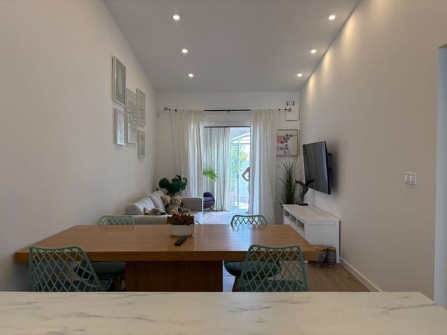 Casa de 3 habitaciones en Playa Flamenca, Orihuela en venta - 204.000 € (Ref: 10119680)