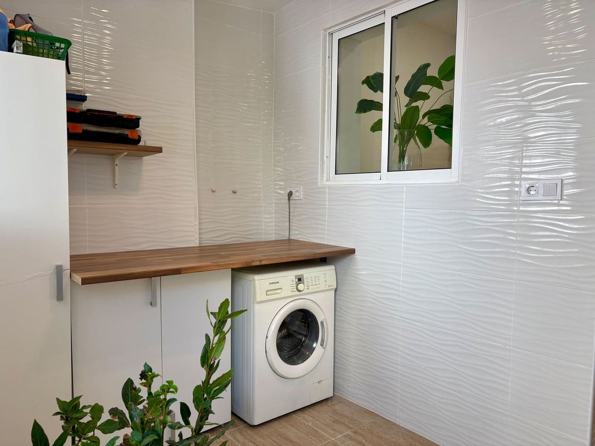Casa de 3 habitaciones en Playa Flamenca en venta - 204.000 € (Ref: 10119680)
