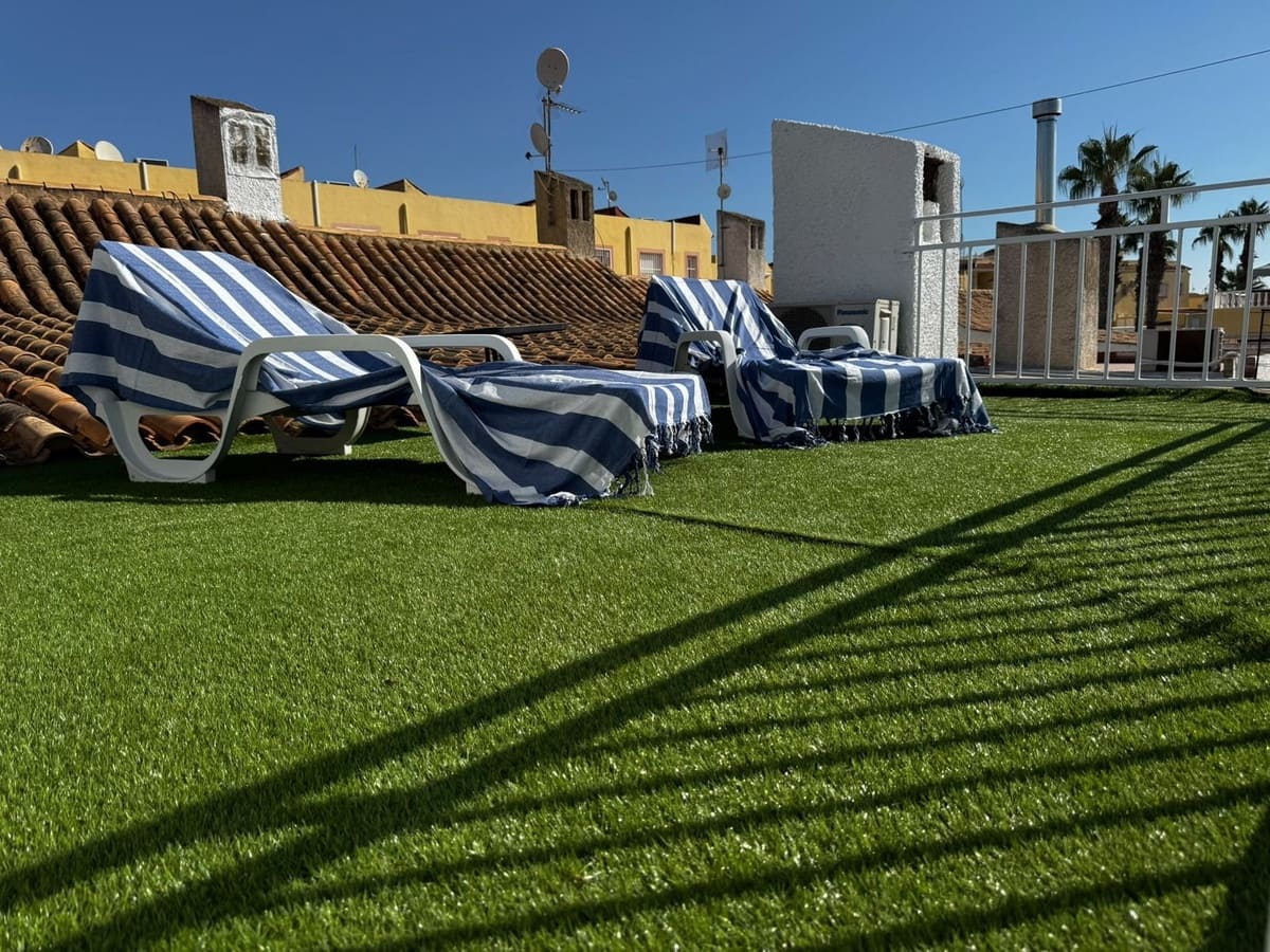 Casa de 3 habitaciones en Playa Flamenca en venta - 204.000 € (Ref: 10119680)