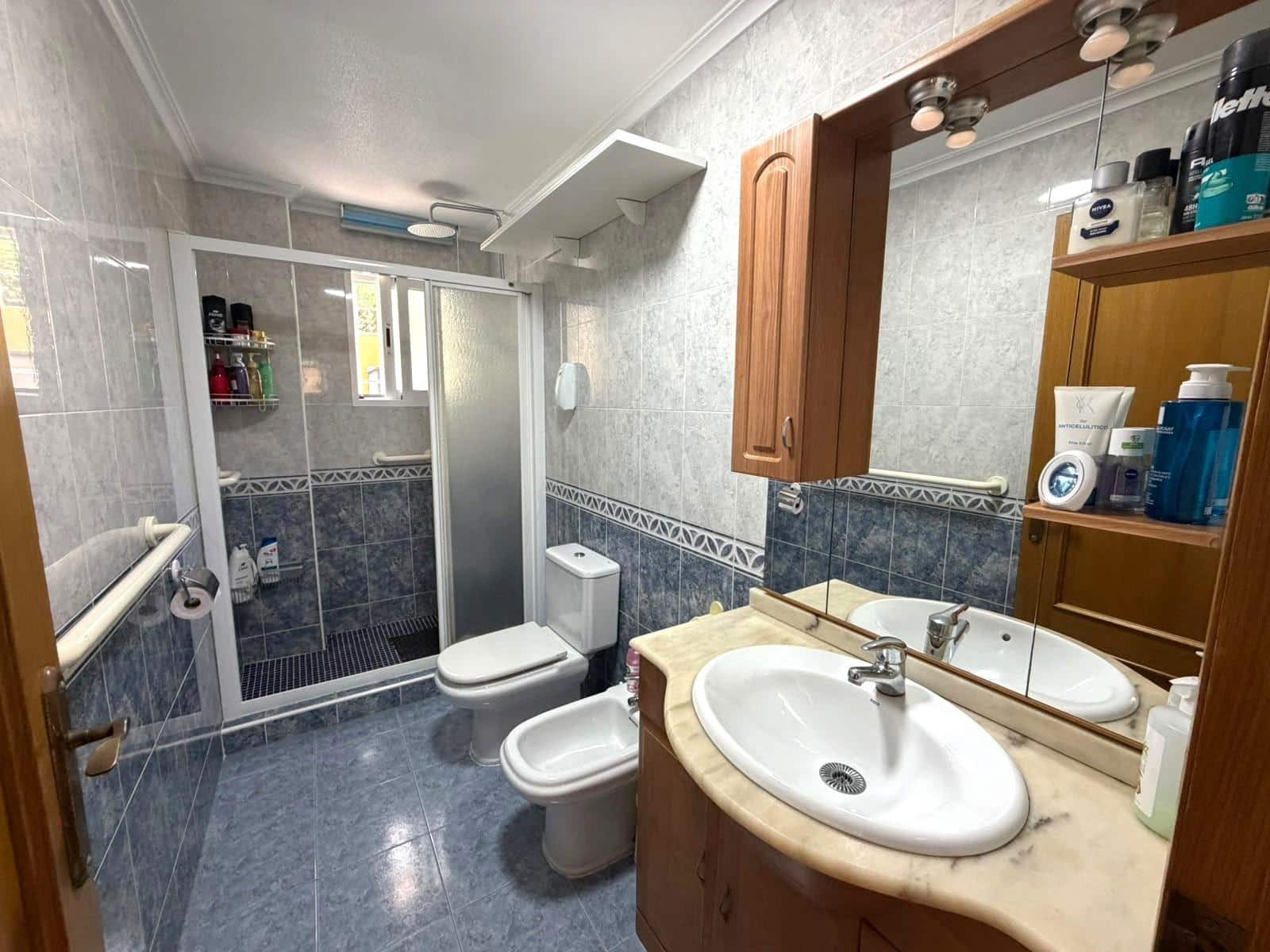 3 sypialnia Bungalow na sprzedaż w Torrevieja z garażem - 264 000 € (Ref: 10119682)