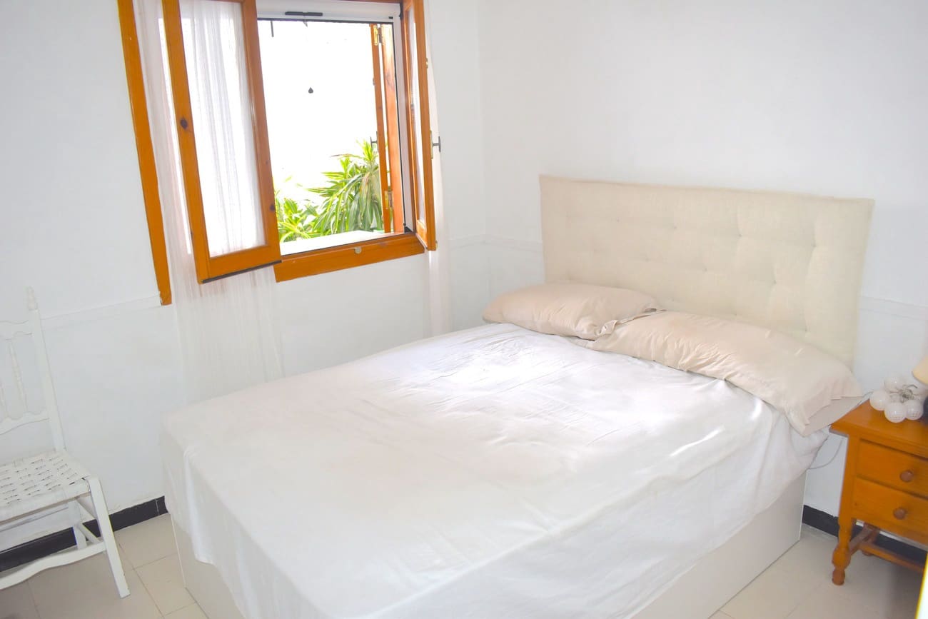 Chalet de 3 habitaciones en El Mojon en venta con garaje - 189.000 € (Ref: 10119683)