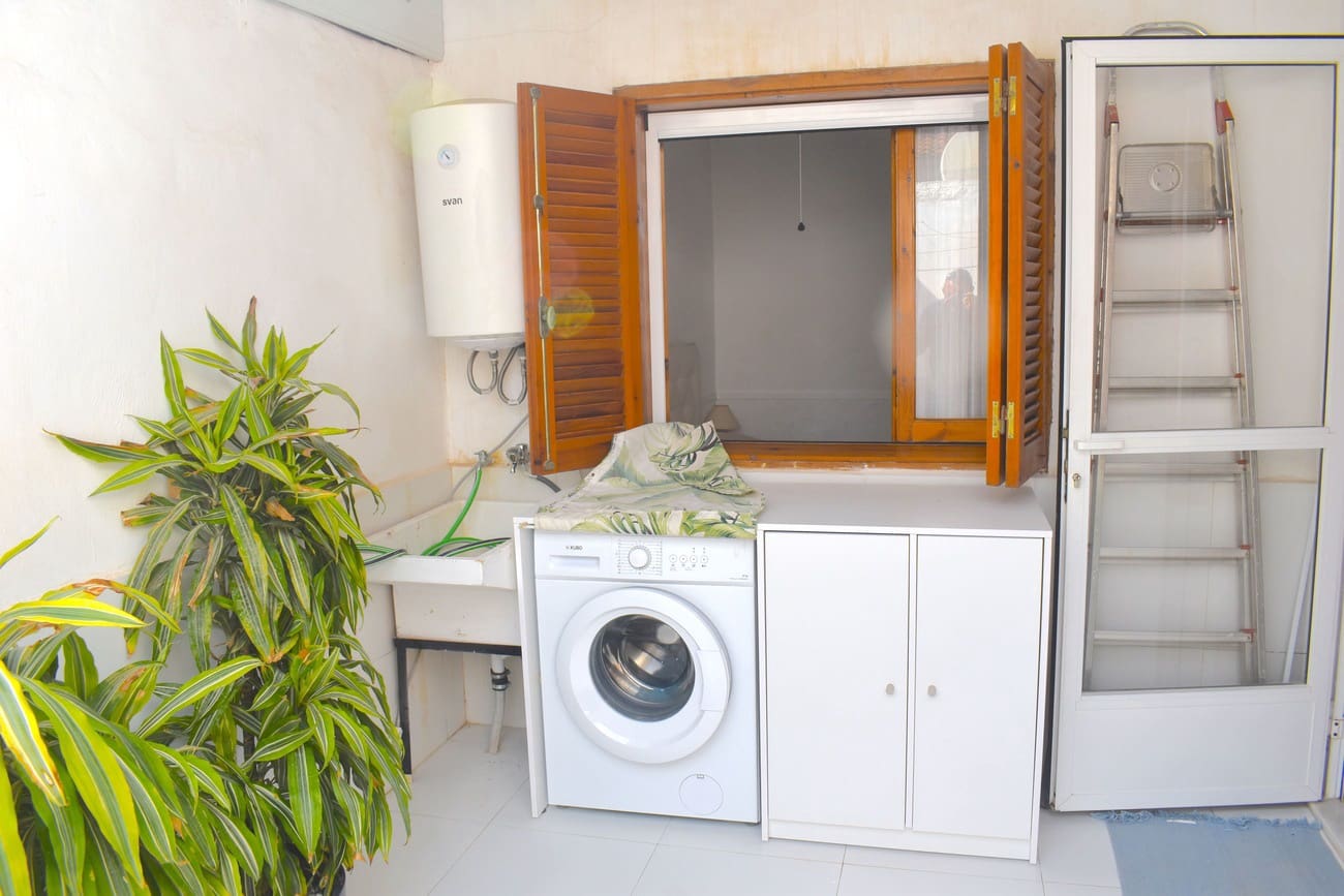 Chalet de 3 habitaciones en El Mojon en venta con garaje - 189.000 € (Ref: 10119683)