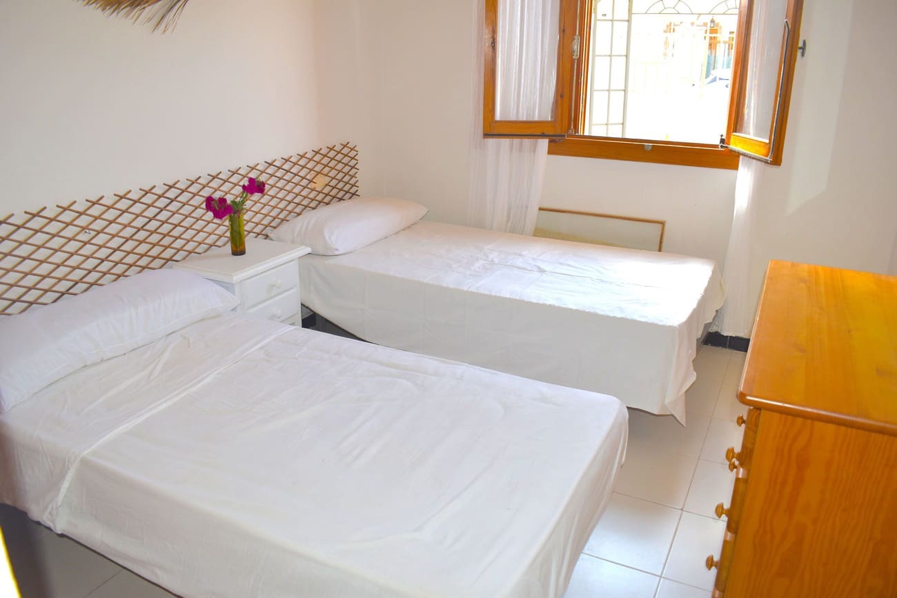 Chalet de 3 habitaciones en El Mojon en venta con garaje - 189.000 € (Ref: 10119683)