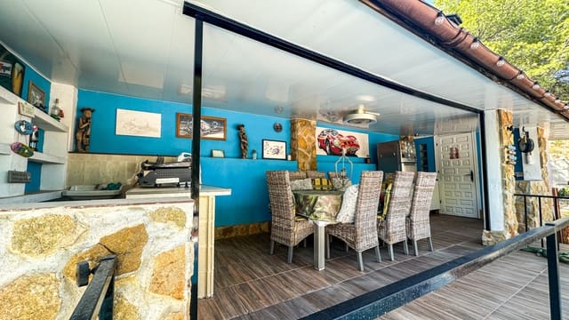 3 slaapkamer Finca/Landhuis te koop in San Miguel de Salinas met zwembad garage - € 330.000 (Ref: 10119684)