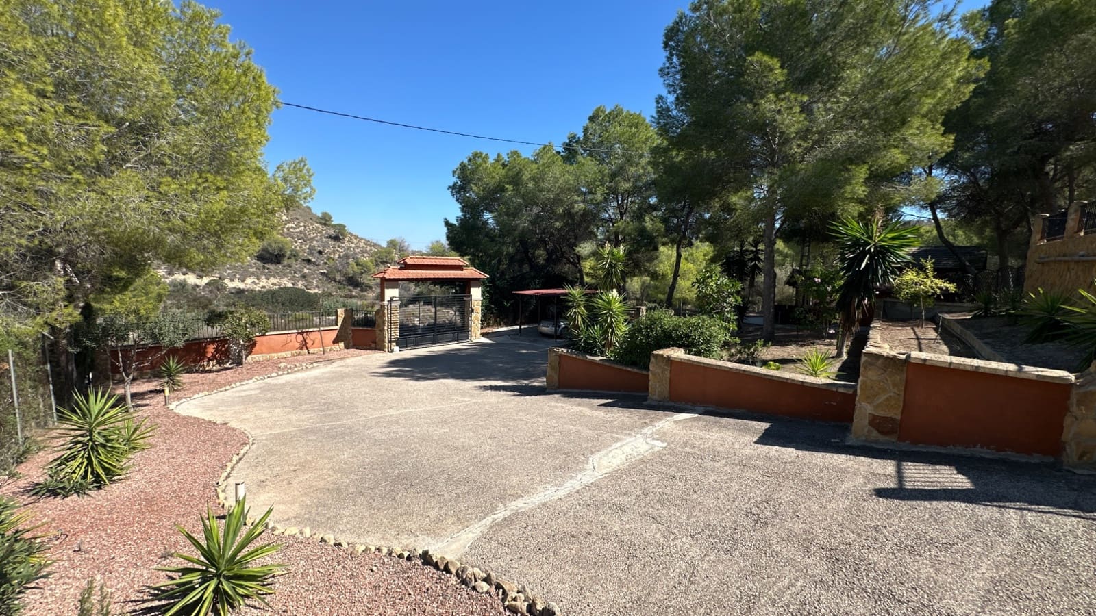 3 slaapkamer Finca/Landhuis te koop in San Miguel de Salinas met zwembad garage - € 330.000 (Ref: 10119684)