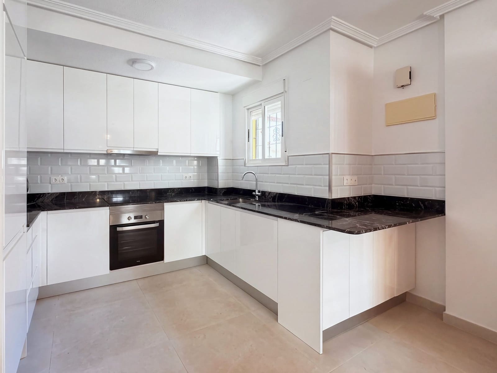 Pareado de 3 habitaciones en Orihuela Costa en venta con piscina garaje - 289.000 € (Ref: 10119685)