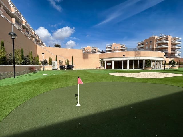 3 quarto Apartamento para venda em El Raso, Guardamar del Segura com piscina garagem - 285 000 € (Ref: 10121409)