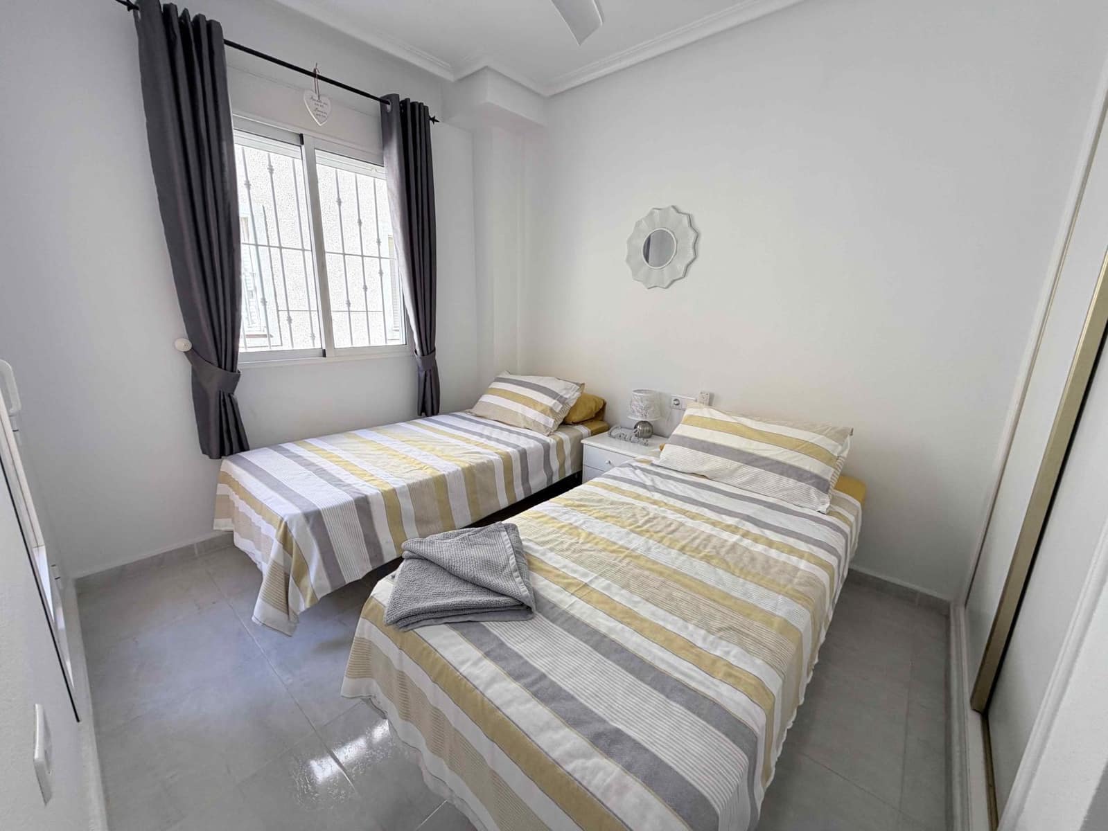 3 slaapkamer Huis te koop in Orihuela Costa met zwembad garage - € 199.900 (Ref: 10121467)