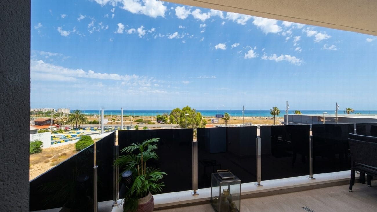 3 bedroom Apartment for sale in Playa Flamenca with pool garage - € 485,000 (Ref: 10121743)