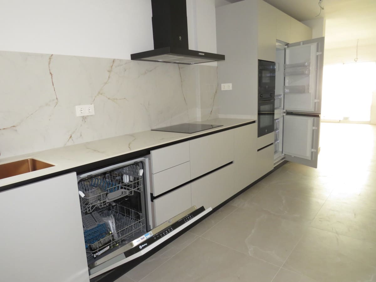 2 makuuhuone Huoneisto myytävänä paikassa Fuengirola - 370 000 € (Ref: 10121800)