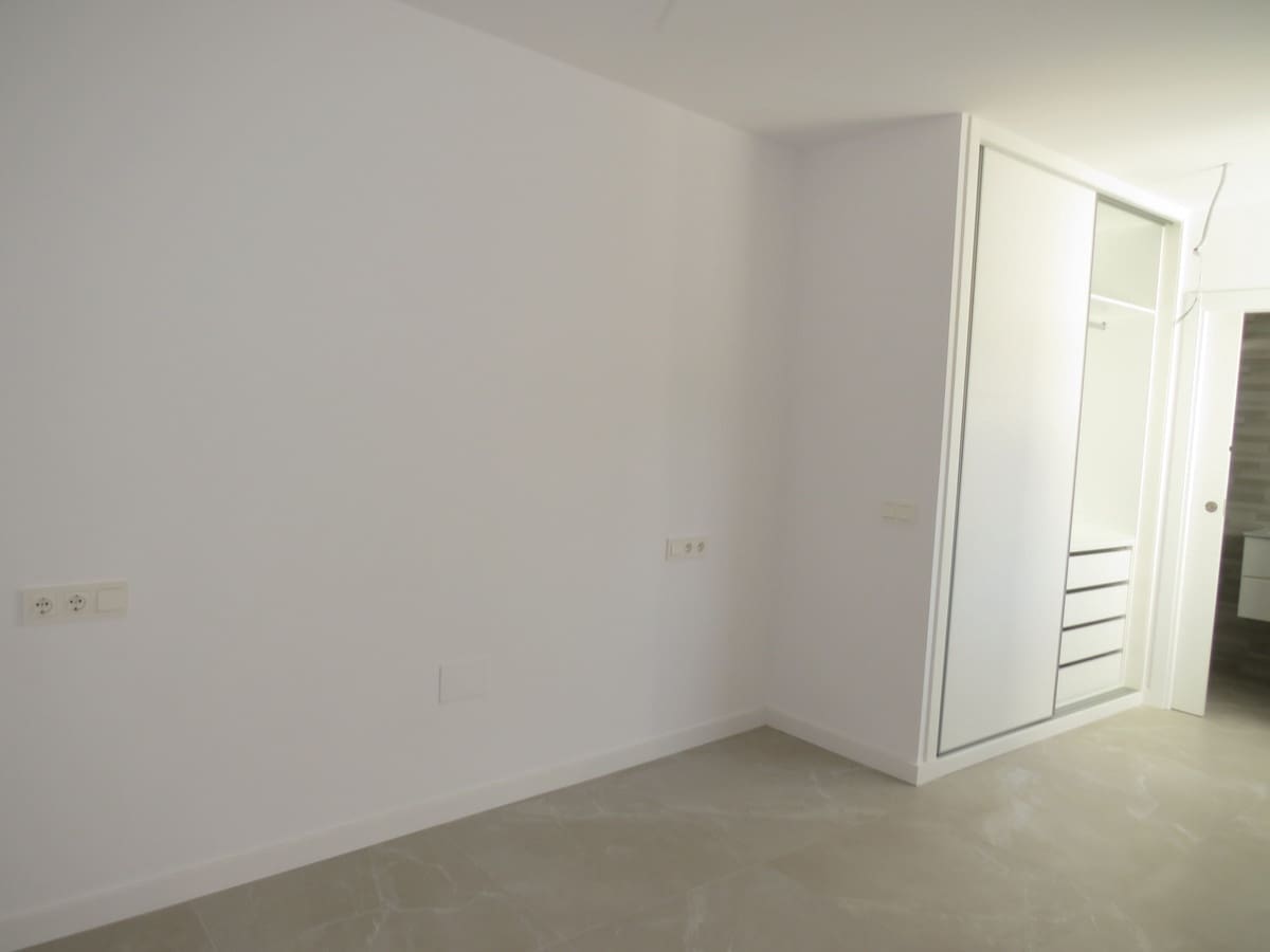 2 makuuhuone Huoneisto myytävänä paikassa Fuengirola - 370 000 € (Ref: 10121800)