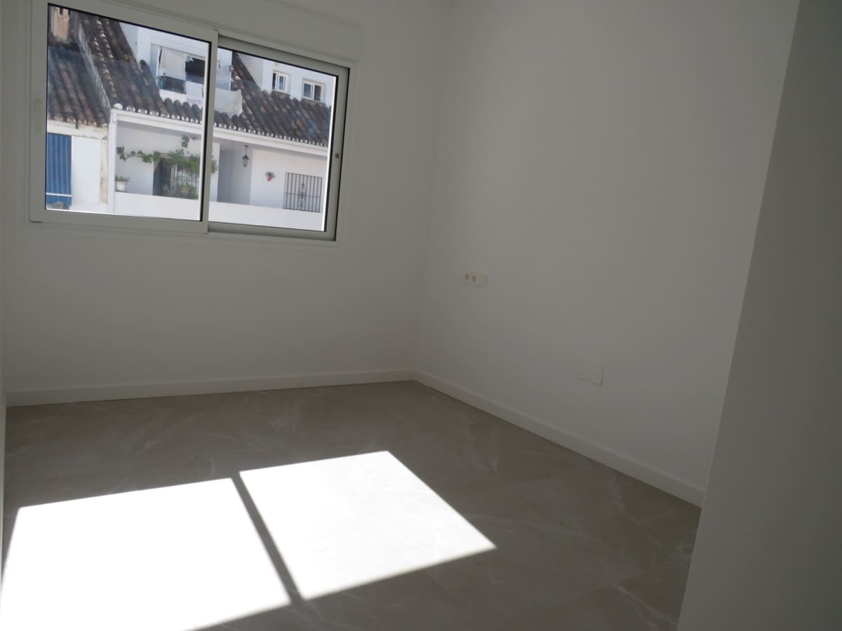 2 makuuhuone Huoneisto myytävänä paikassa Fuengirola - 370 000 € (Ref: 10121800)