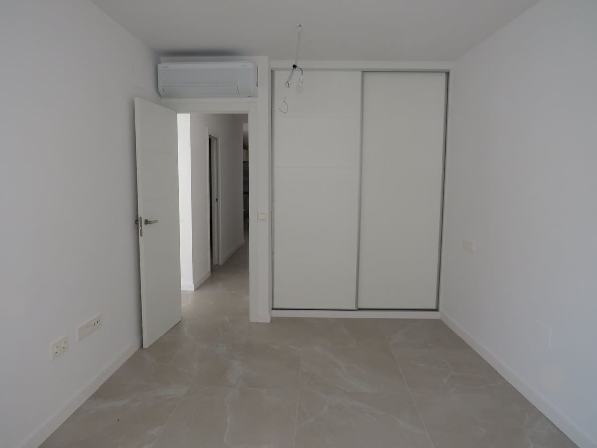 2 makuuhuone Huoneisto myytävänä paikassa Fuengirola - 370 000 € (Ref: 10121800)