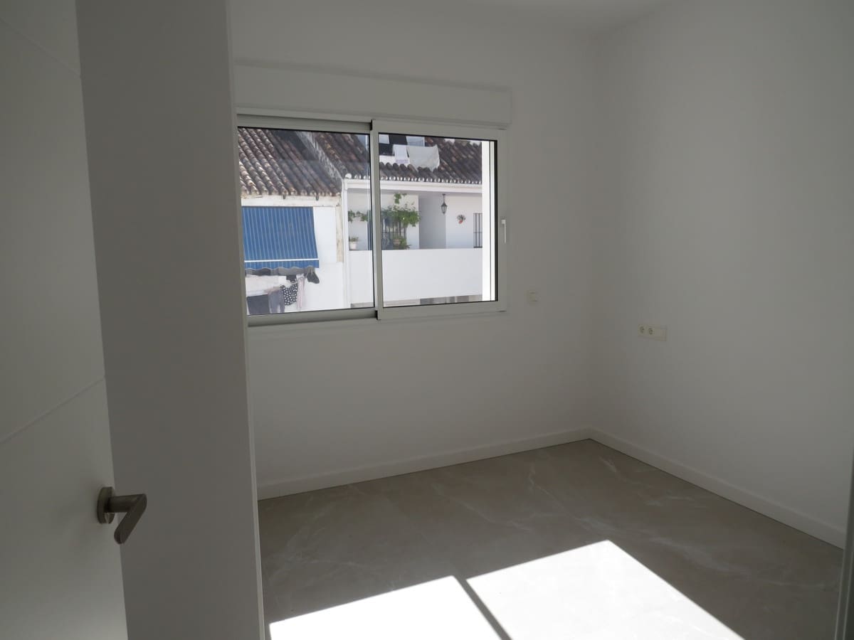 2 makuuhuone Huoneisto myytävänä paikassa Fuengirola - 370 000 € (Ref: 10121800)