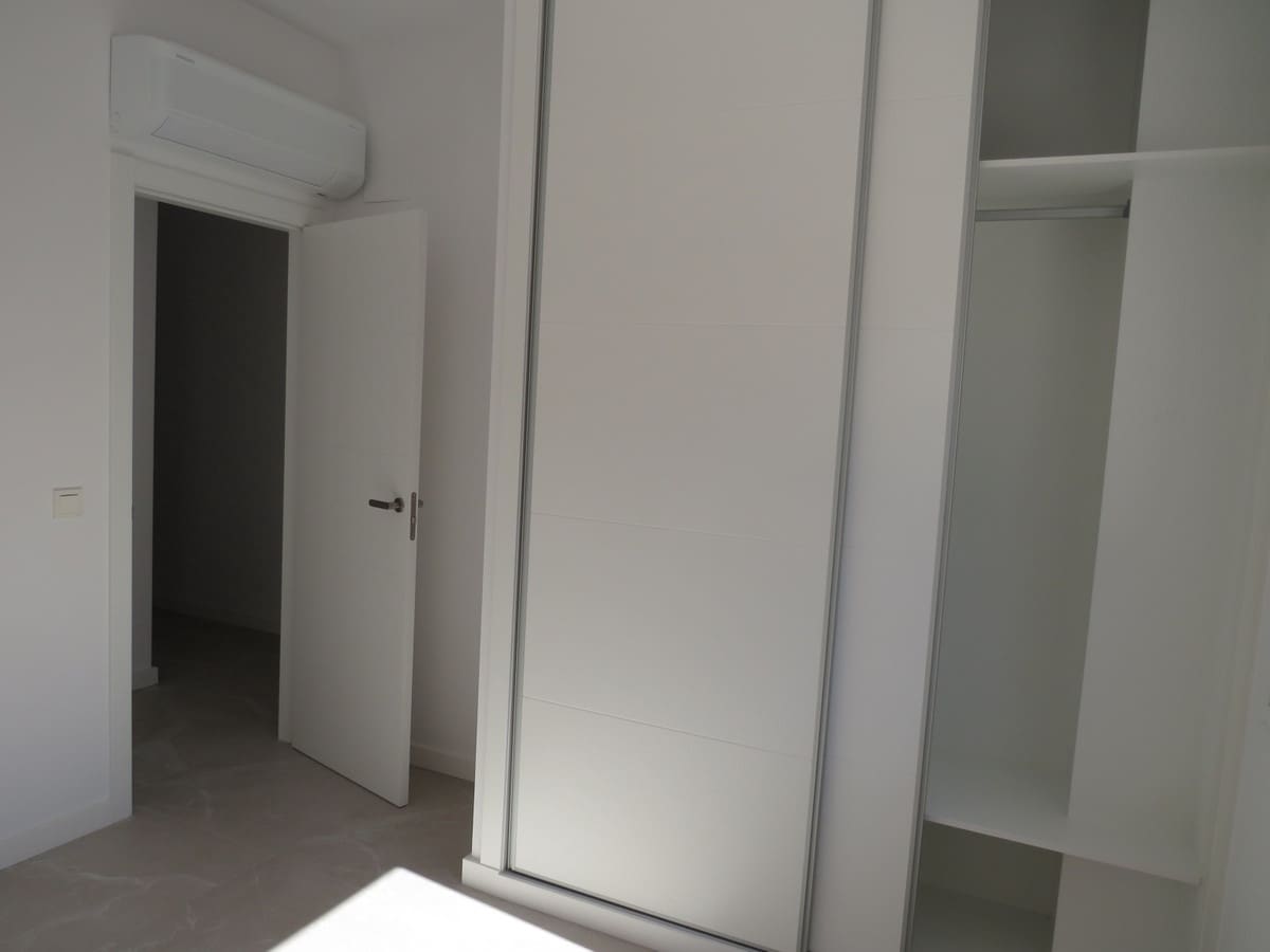 2 makuuhuone Huoneisto myytävänä paikassa Fuengirola - 370 000 € (Ref: 10121800)