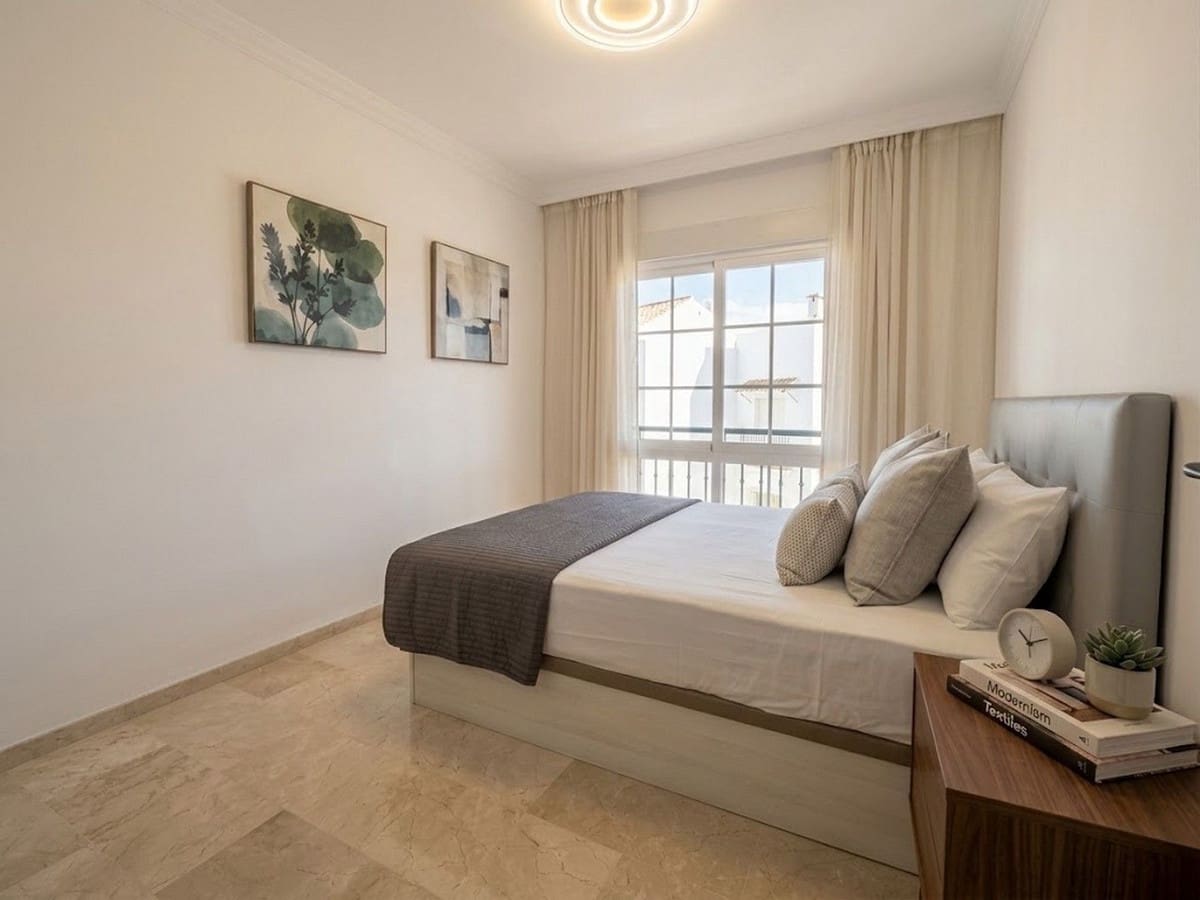 4 sovrum Radhus till salu i Benalmadena Costa med pool garage - 850 000 € (Ref: 10122126)
