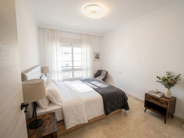 4 sovrum Radhus till salu i Benalmadena Costa, Benalmádena med pool garage - 850 000 € (Ref: 10122126)