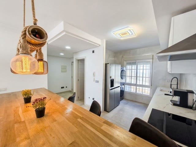 4 sovrum Radhus till salu i Benalmadena Costa, Benalmádena med pool garage - 850 000 € (Ref: 10122126)