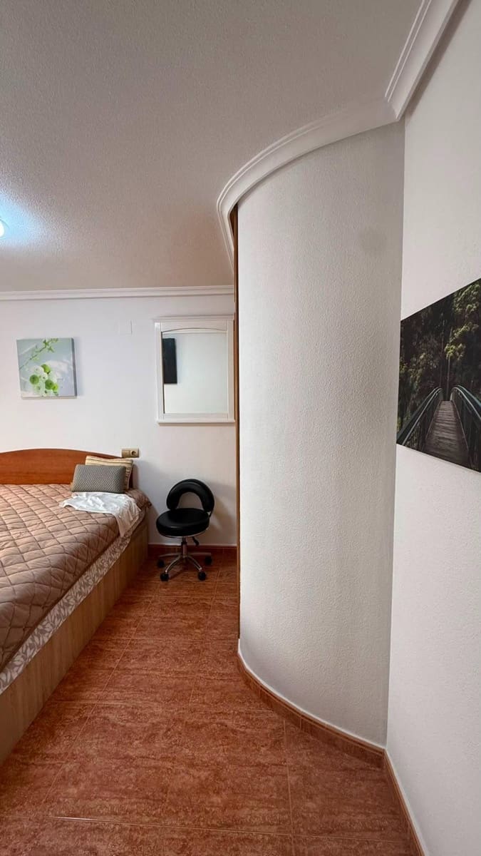 3 sypialnia Bungalow na sprzedaż w Torrevieja z garażem - 264 000 € (Ref: 10124815)