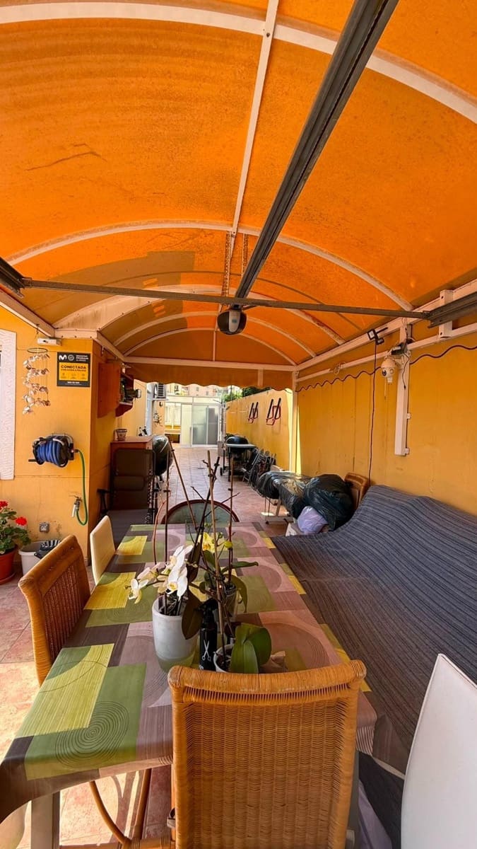 3 sypialnia Bungalow na sprzedaż w Torrevieja z garażem - 264 000 € (Ref: 10124815)