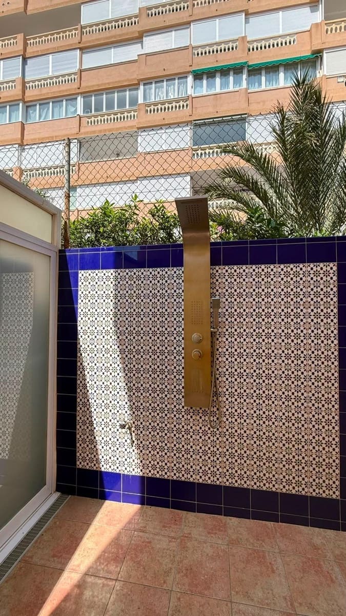 3 sypialnia Bungalow na sprzedaż w Torrevieja z garażem - 264 000 € (Ref: 10124815)