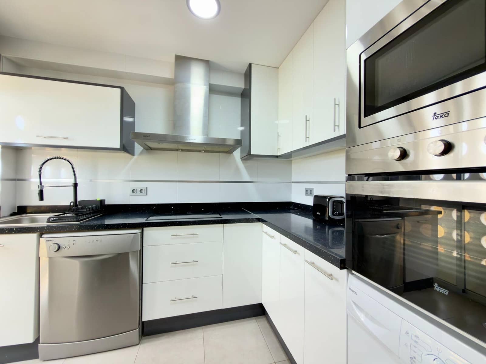 2 sovrum Lägenhet till salu i Guardamar del Segura med pool garage - 259 900 € (Ref: 10124816)