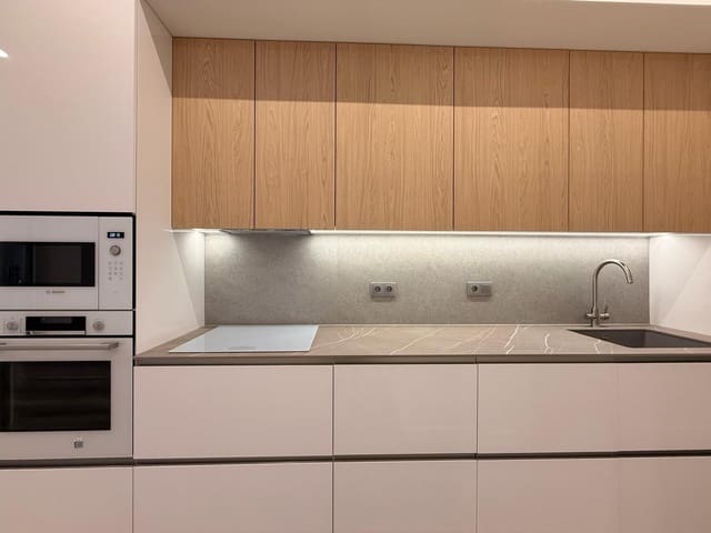 2 sypialnia Apartament na sprzedaż w Playa del Cura, Torrevieja z basenem - 239 900 € (Ref: 10124817)