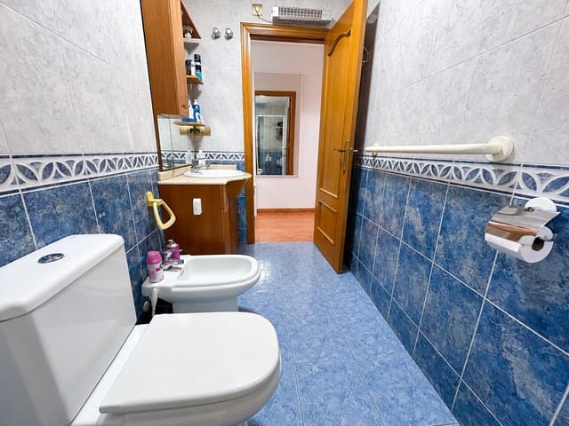 3 bedroom Apartment for sale in Los Europeos, Torrevieja - € 264,000 (Ref: 10129028)