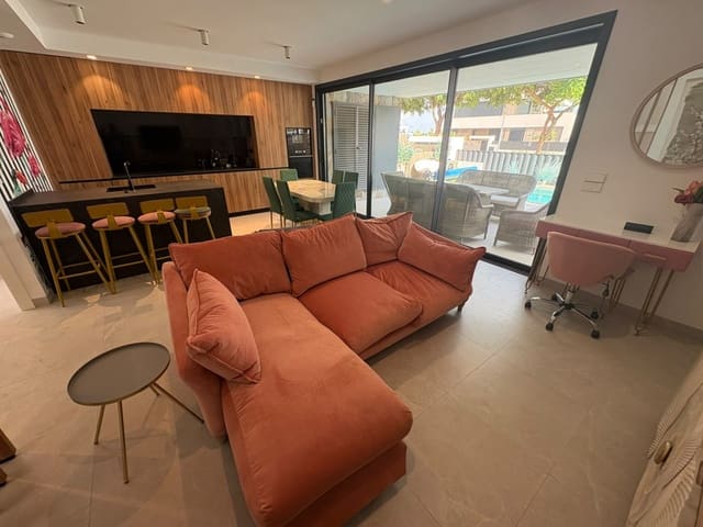 4 Zimmer Villa zu verkaufen in Torre-Pacheco mit Pool Garage - 595.000 € (Ref: 10129036)