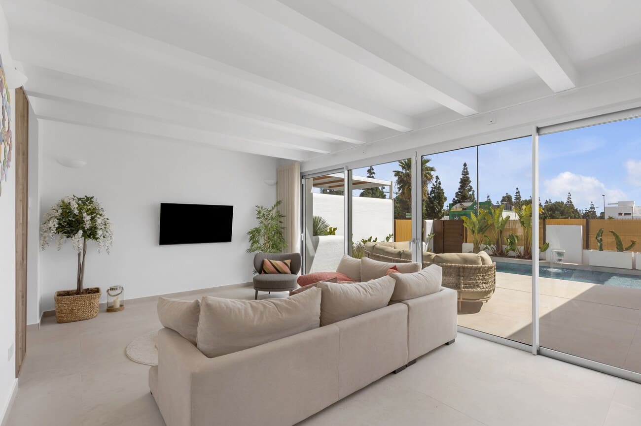 3 quarto Moradia para venda em Los Alcazares com piscina garagem - 539 000 € (Ref: 10133509)