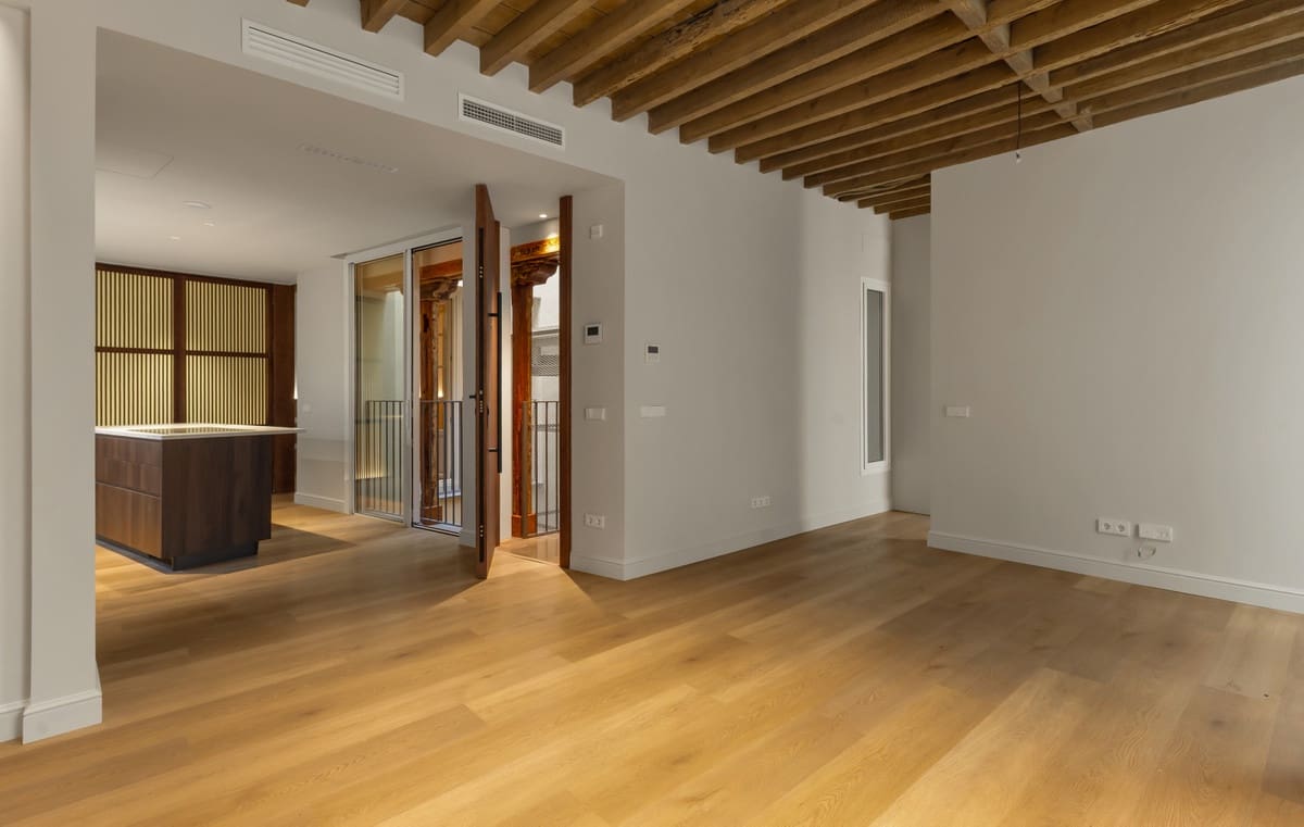 1 slaapkamer Appartement te koop in Malaga stad met zwembad - € 650.000 (Ref: 10145452)
