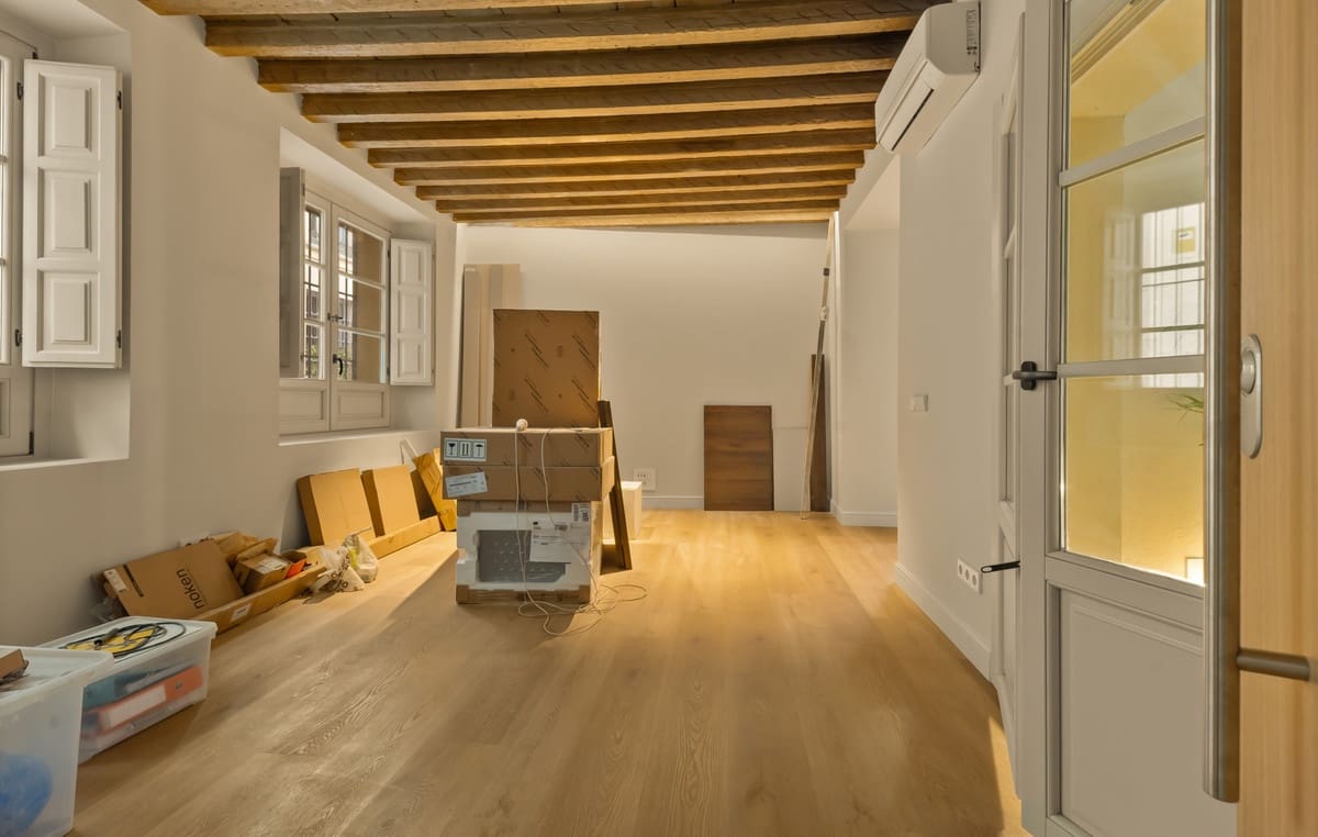 1 slaapkamer Appartement te koop in Malaga stad met zwembad - € 650.000 (Ref: 10145452)
