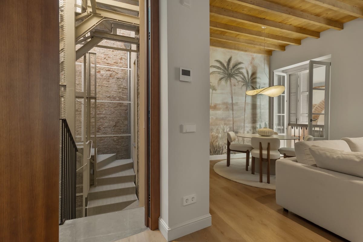 1 slaapkamer Appartement te koop in Malaga stad met zwembad - € 650.000 (Ref: 10145452)