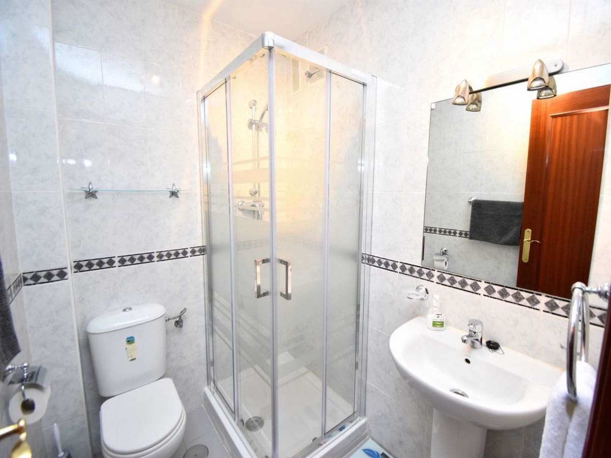 2 slaapkamer Appartement te koop in Riviera del Sol met zwembad garage - € 269.000 (Ref: 10145457)