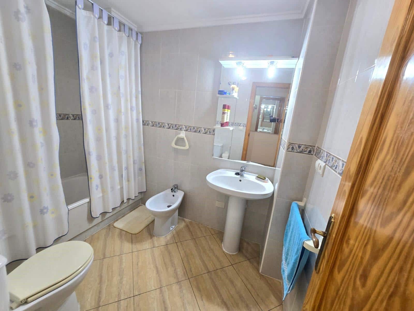 2 makuuhuone Huoneisto myytävänä paikassa Torrevieja - 180 000 € (Ref: 10145467)
