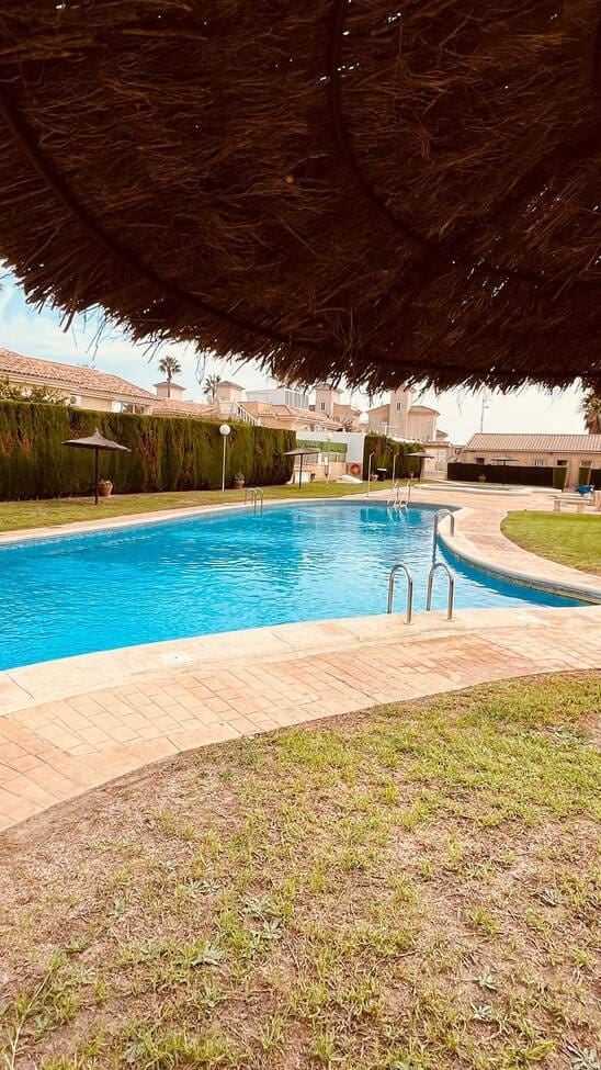 3 bedroom Villa for sale in Villamartin with pool garage - € 299,950 (Ref: 10145488)