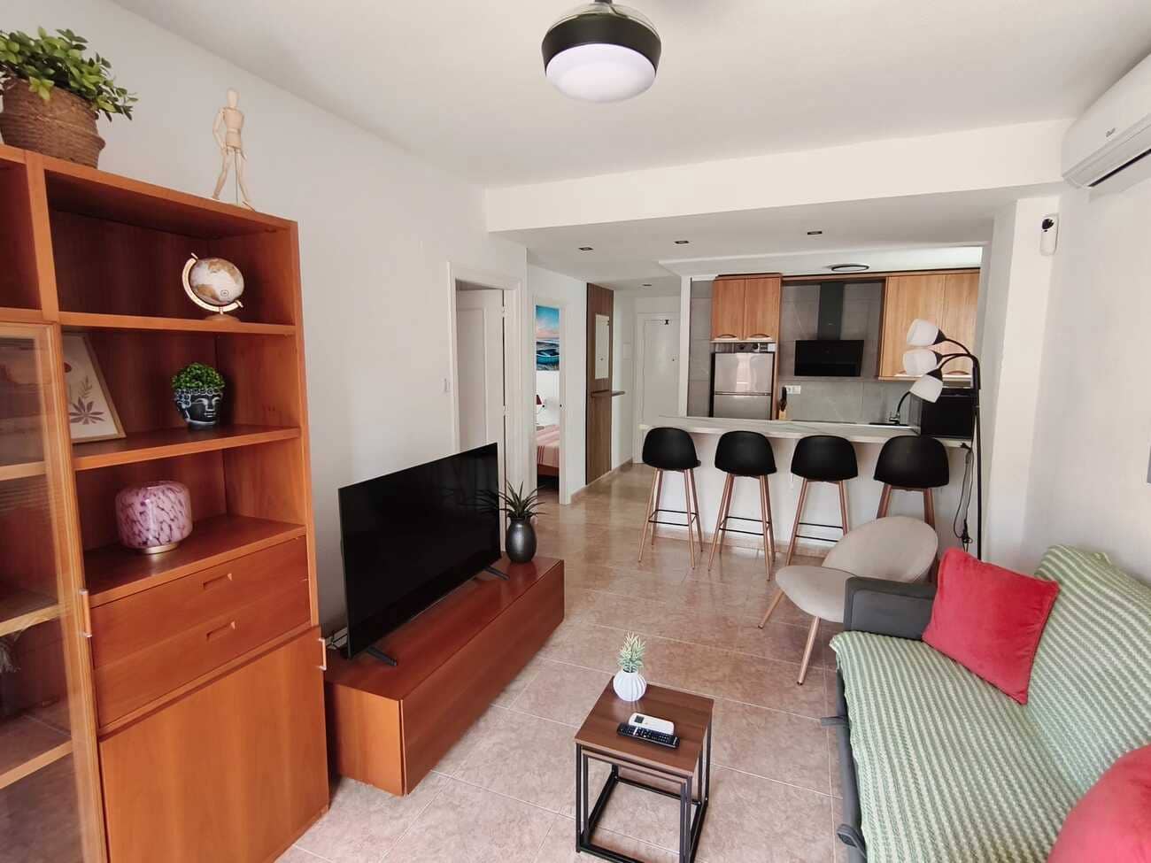 2 chambre Penthouse à vendre à Torrevieja avec piscine - 155 000 € (Ref: 10148078)
