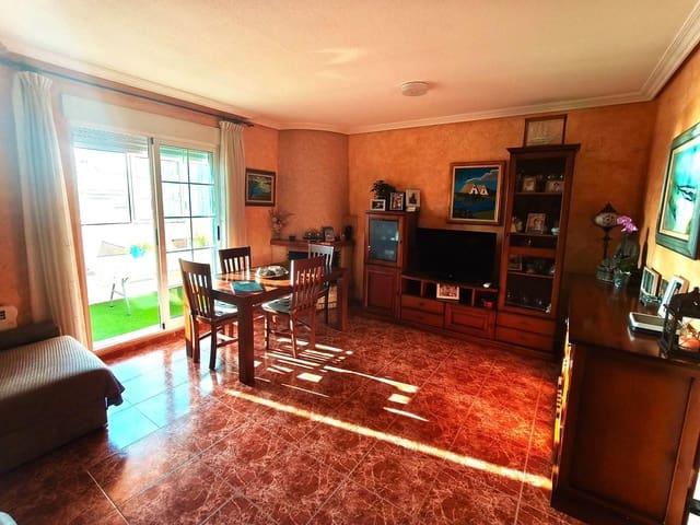 2 quarto Apartamento para venda em Puerto Deportivo, Torrevieja com piscina - 210 000 € (Ref: 10148473)