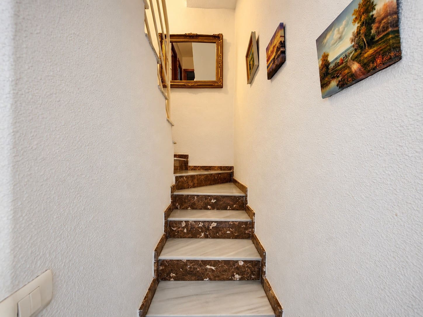 5 soverom Hus til salgs i Torrevieja med svømmebasseng garasje - € 350 000 (Ref: 10154831)