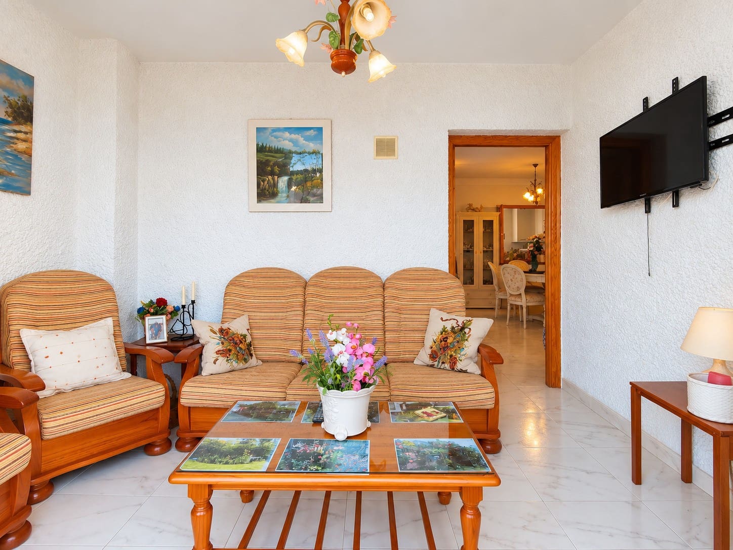 5 soverom Hus til salgs i Torrevieja med svømmebasseng garasje - € 350 000 (Ref: 10154831)