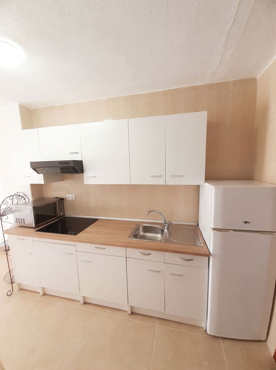 1 makuuhuone Huoneisto myytävänä paikassa Fuengirola mukana uima-altaan - 257 000 € (Ref: 10154834)