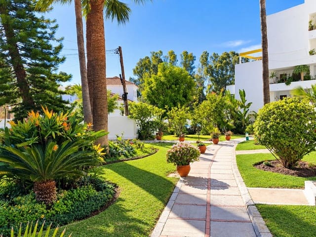 1 makuuhuone Huoneisto myytävänä paikassa Los Boliches , Fuengirola mukana uima-altaan - 257 000 € (Ref: 10154834)