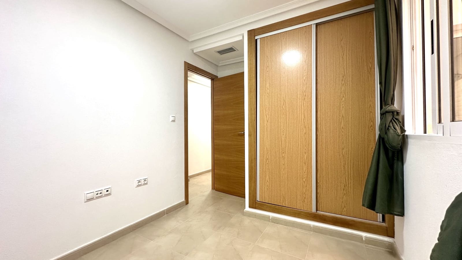 3 soverom Leilighet til salgs i Torrevieja - € 167 000 (Ref: 10157599)