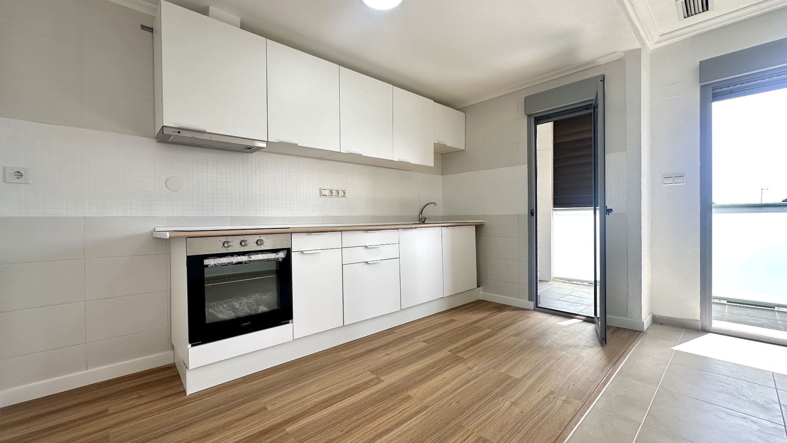 3 soverom Leilighet til salgs i Torrevieja - € 167 000 (Ref: 10157599)